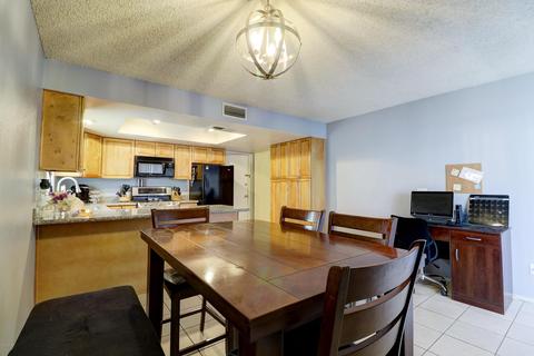 4631 N 77th Dr, Phoenix, AZ 85033 photo 9