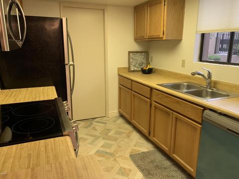 1352 E Highland Ave #105, Phoenix, AZ 85014 photo 15