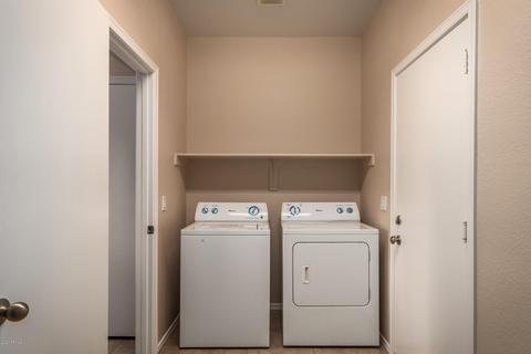 2937 E Dunbar Dr, Phoenix, AZ 85042 photo 13