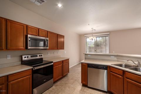2937 E Dunbar Dr, Phoenix, AZ 85042 photo 11