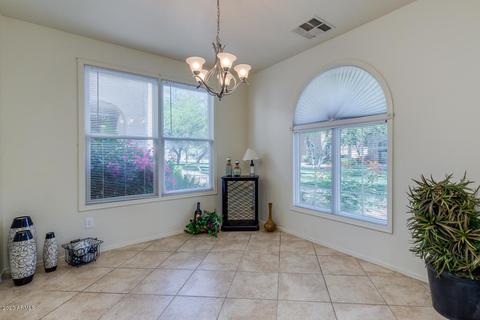 4747 E Woodside Way, Gilbert, AZ 85297 photo 5