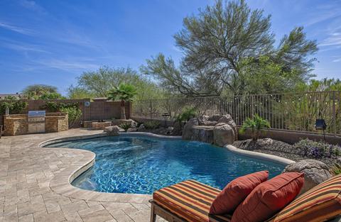 4359 E Lariat Ln, Phoenix, AZ 85050 photo 1