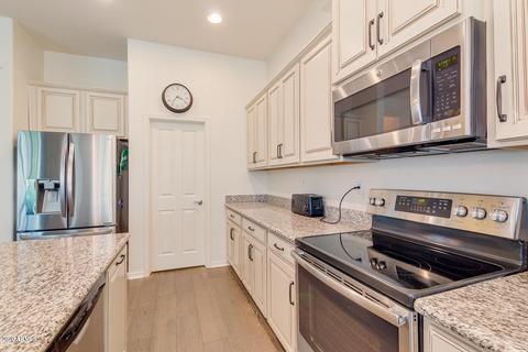 3043 E Sagebrush St, Gilbert, AZ 85296 photo 11