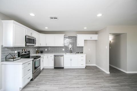 7014 W Wolf St, Phoenix, AZ 85033 photo 7