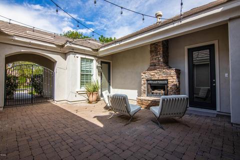 2889 E Page Ct, Gilbert, AZ 85234 photo 4
