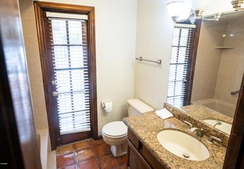 6029 E Linden Ln, Phoenix, AZ 85018 photo 18