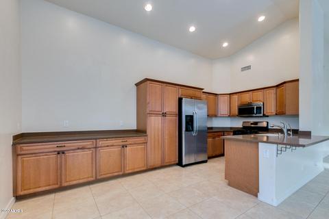 2769 E Highland Ct, Gilbert, AZ 85296 photo 9