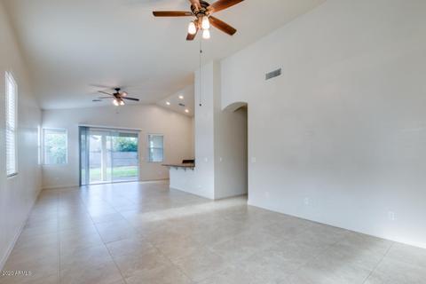 2769 E Highland Ct, Gilbert, AZ 85296 photo 5