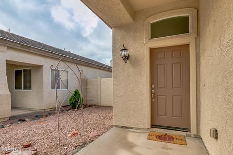 2769 E Highland Ct, Gilbert, AZ 85296 photo 4