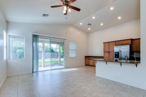 2769 E Highland Ct, Gilbert, AZ 85296 photo 7