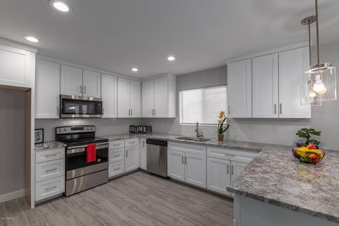 2732 E Michigan Ave, Phoenix, AZ 85032 photo 1