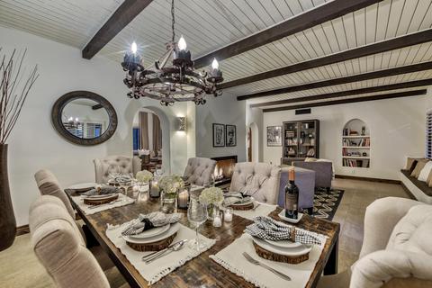 5955 E Orange Blossom Ln, Phoenix, AZ 85018 photo 9
