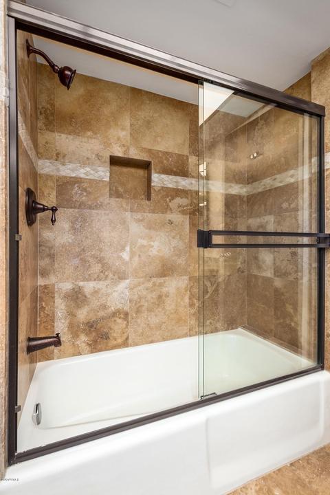 2540 E Turquoise Dr, Phoenix, AZ 85028 photo 9