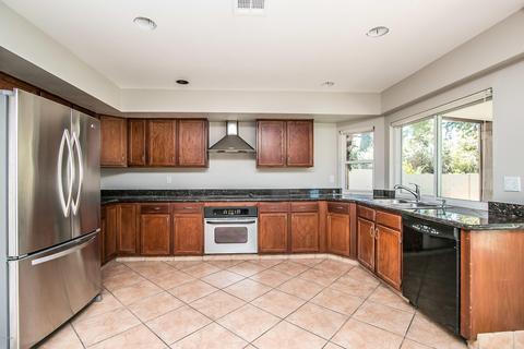 4557 E Acoma Dr, Phoenix, AZ 85032 photo 3