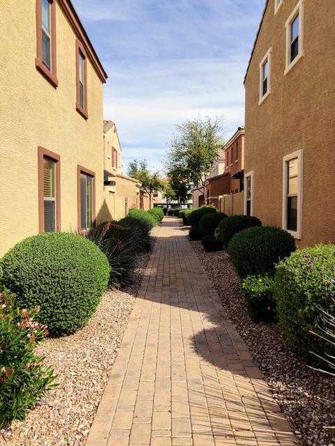 3306 E Franklin Ave, Gilbert, AZ 85295 photo 1