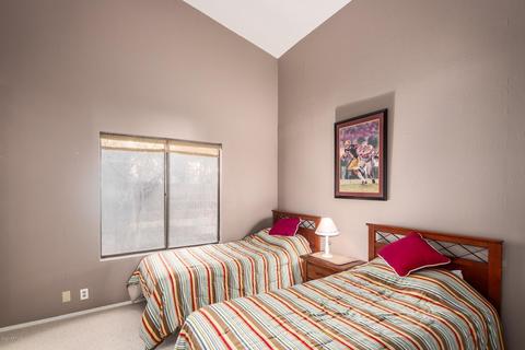 1807 E Citation Ln, Tempe, AZ 85284 photo 17