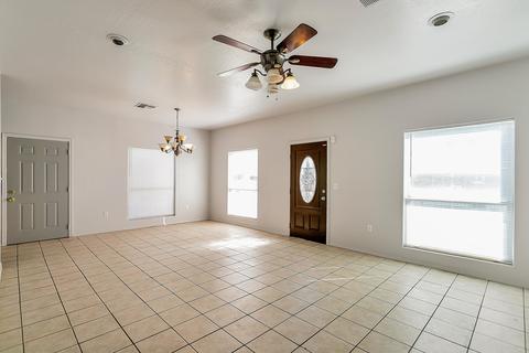 1802 N 37th Dr, Phoenix, AZ 85009 photo 6