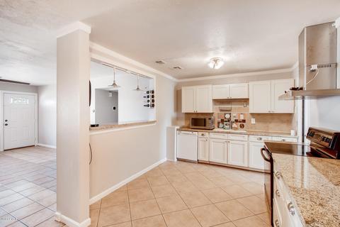 1841 E Mobile Ln, Phoenix, AZ 85040 photo 9