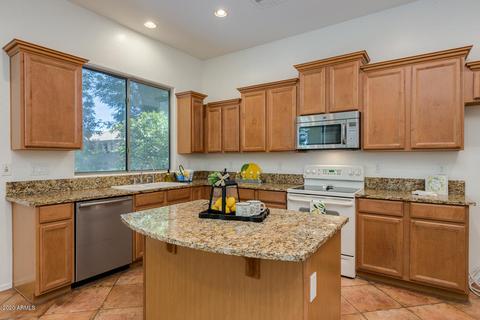 2974 S Roca St, Gilbert, AZ 85295 photo 6
