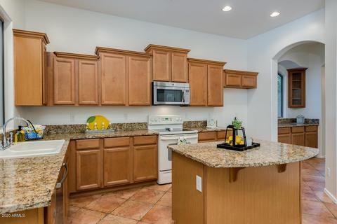 2974 S Roca St, Gilbert, AZ 85295 photo 12