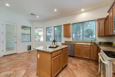 2974 S Roca St, Gilbert, AZ 85295 photo 14