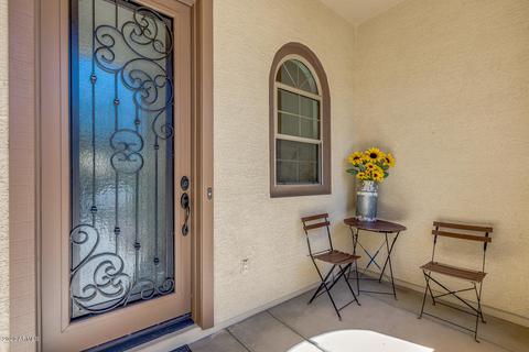 2974 S Roca St, Gilbert, AZ 85295 photo 2