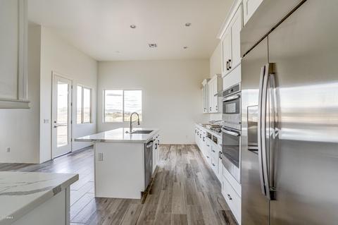 33903 N 2nd Ave, Phoenix, AZ 85085 photo 6