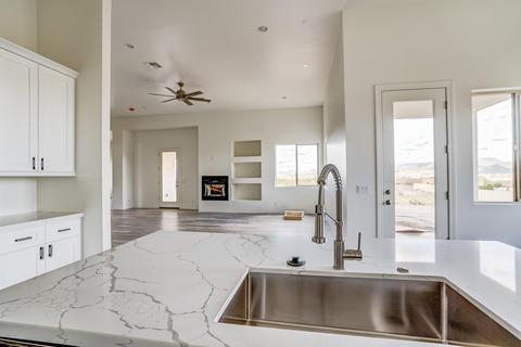 33903 N 2nd Ave, Phoenix, AZ 85085 photo 5