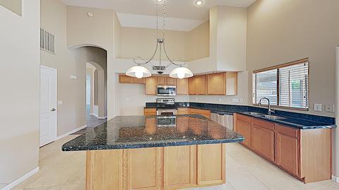 2392 S Cobblestone Ct, Gilbert, AZ 85295 photo 7