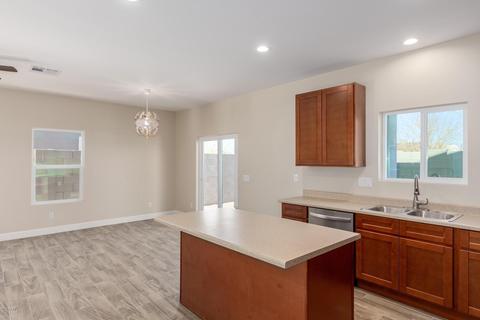 1022 E Odeum Ln, Phoenix, AZ 85040 photo 14