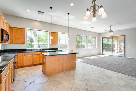 697 E Julian Dr, Gilbert, AZ 85295 photo 14