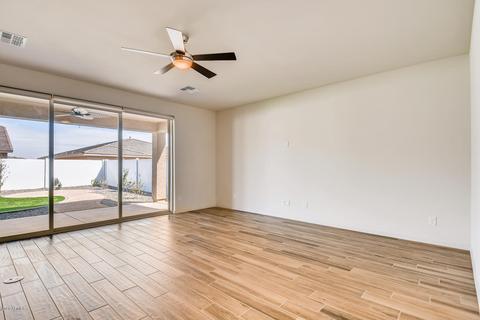2504 E Nancy Ln, Phoenix, AZ 85042 photo 6