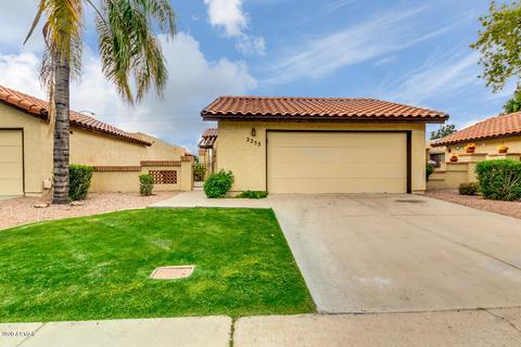 2253 E Flossmoor Cir, Mesa, AZ 85204 photo 1
