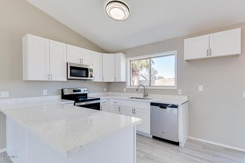 6438 E Jensen St, Mesa, AZ 85205 photo 3