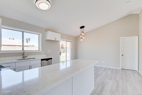 6438 E Jensen St, Mesa, AZ 85205 photo 8