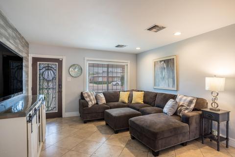 2530 E Monterosa St, Phoenix, AZ 85016 photo 6
