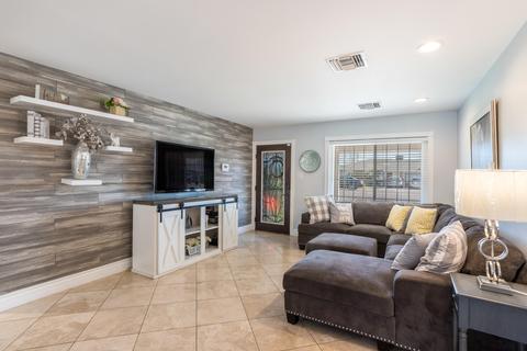 2530 E Monterosa St, Phoenix, AZ 85016 photo 5