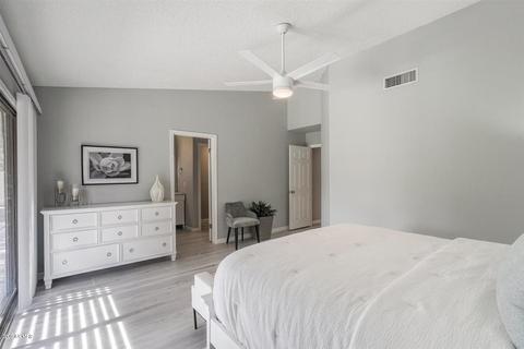 4701 E Paradise Ln, Phoenix, AZ 85032 photo 11