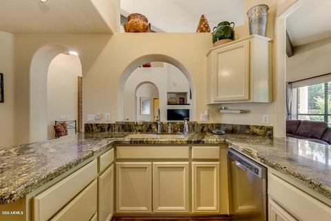 901 E Mescal St, Phoenix, AZ 85020 photo 14