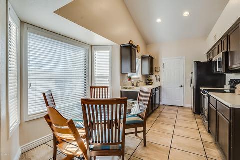 4154 E Cholla Canyon Dr, Phoenix, AZ 85044 photo 11