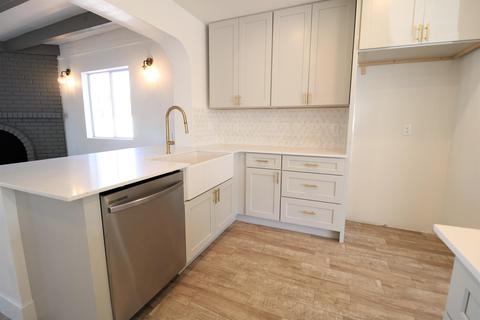 1112 E Riviera Dr, Tempe, AZ 85282 photo 7