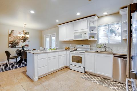 124 E Laurel Ave, Gilbert, AZ 85234 photo 3