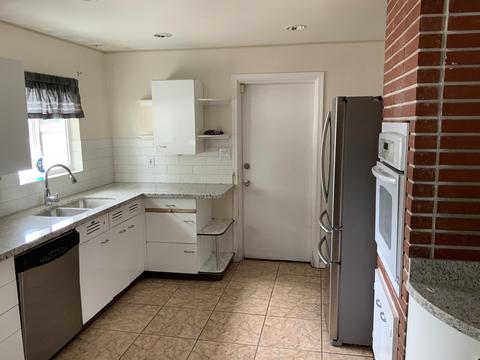 720 E Pepper Pl, Mesa, AZ 85203 photo 3