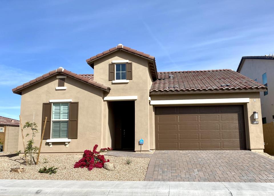  18117 N 65th Pl, Phoenix, AZ 85054 photo 1