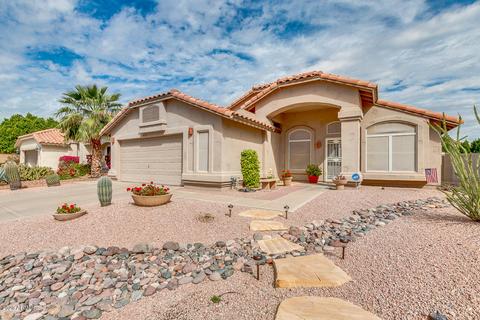 4528 E Thistle Landing Dr, Phoenix, AZ 85044 photo 1