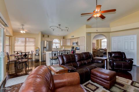 4528 E Thistle Landing Dr, Phoenix, AZ 85044 photo 13