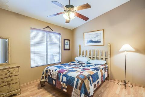 471 E Palomino Dr, Gilbert, AZ 85296 photo 17
