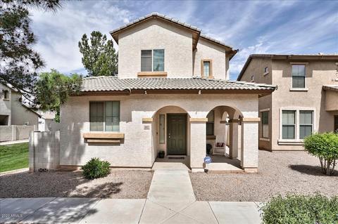 1927 Emily Ln, Gilbert, AZ 85295 photo 1
