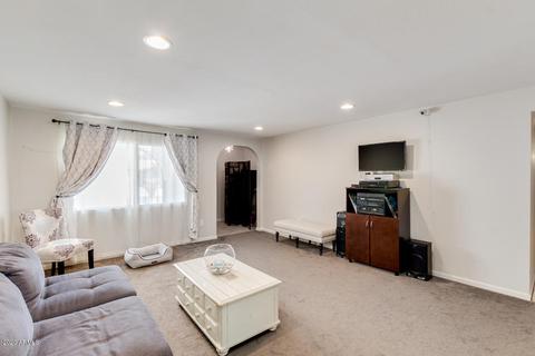 4049 E Ludlow Dr, Phoenix, AZ 85032 photo 4
