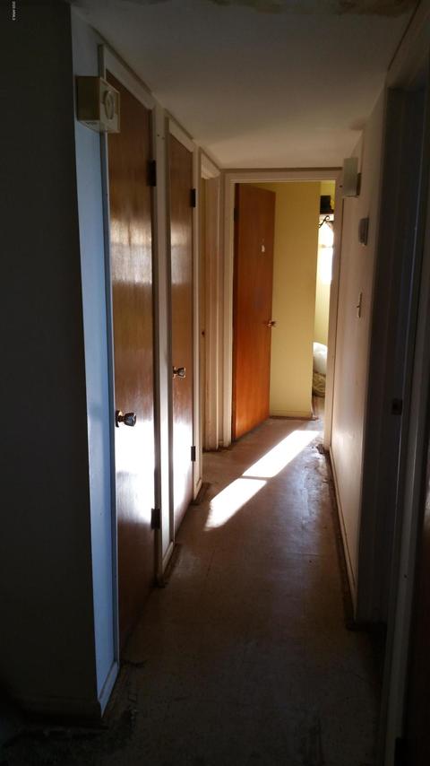 112 Mohave Dr, Bisbee, AZ 85603 photo 5